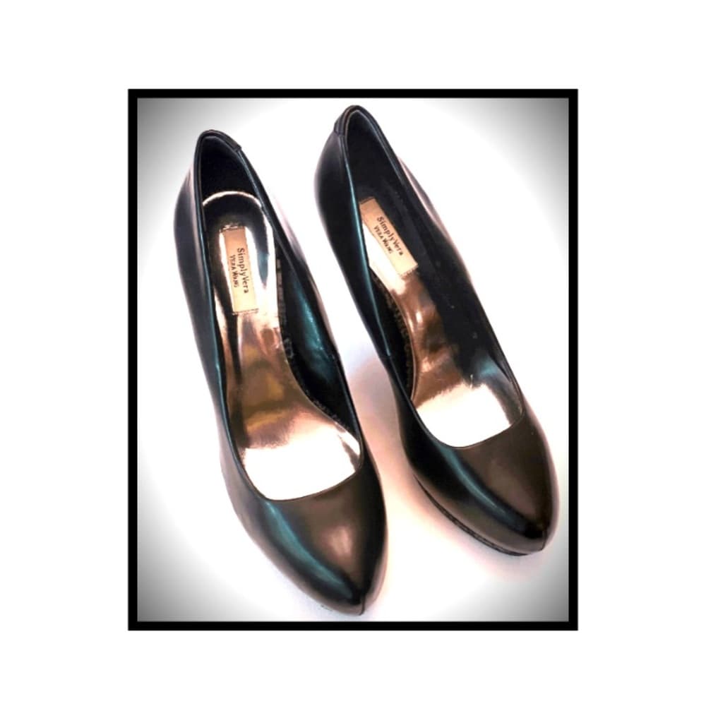 VERÁ WANG STILETTO’S