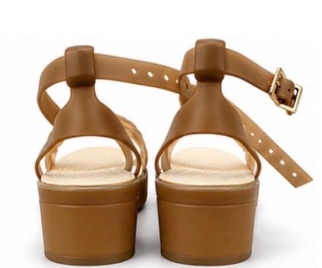Crocs Women’s Size 8 Comfort Sandals | Lightweight Casual Summer Shoes photo 5