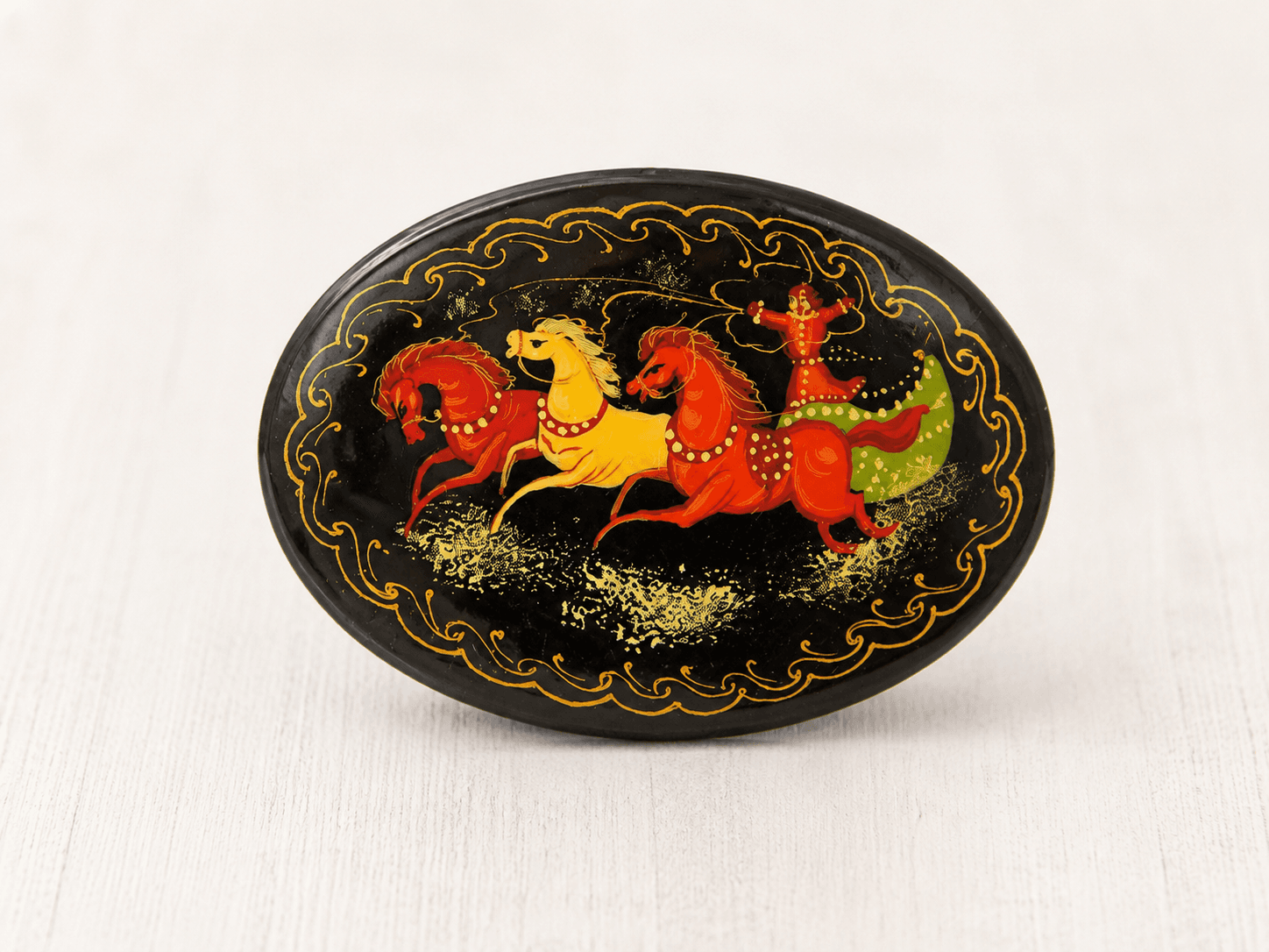 Vintage Russian Lacquer Hand-Painted Brooch – Troika Horses Signed Artisan Pin